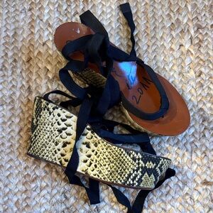 Lanvin 38 Platform Ankle Strap Bow Tie Snake Sandal